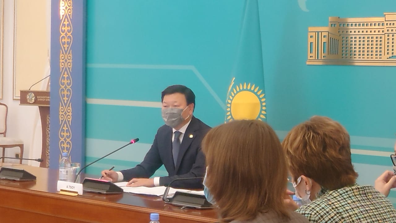 Алексей Цой провел встречу с представителями дипкорпусов зарубежных стран в РК