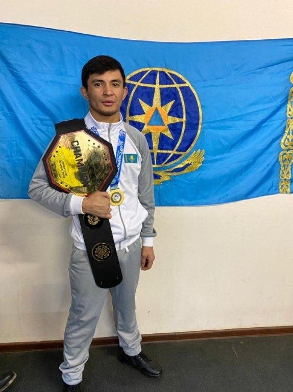 Водитель пожарной части Усть-Каменогорска стал Чемпионом мира Alash Pride -87