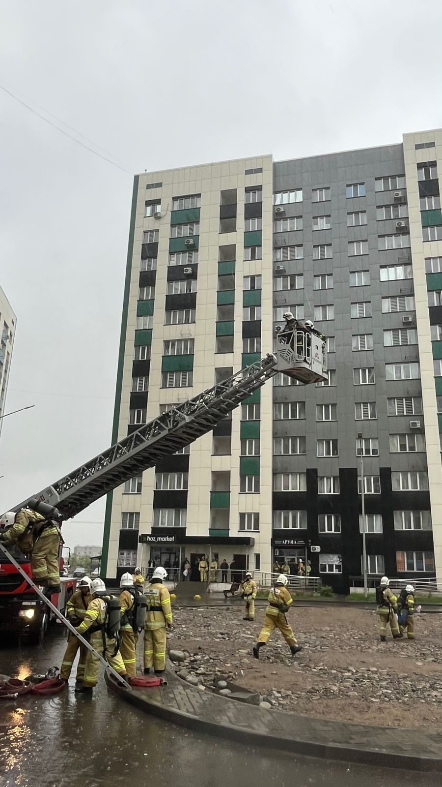 В Алматинской области проведены пожарно-тактические учения по ликвидации условного пожара в многоквартирном жилом комплексе