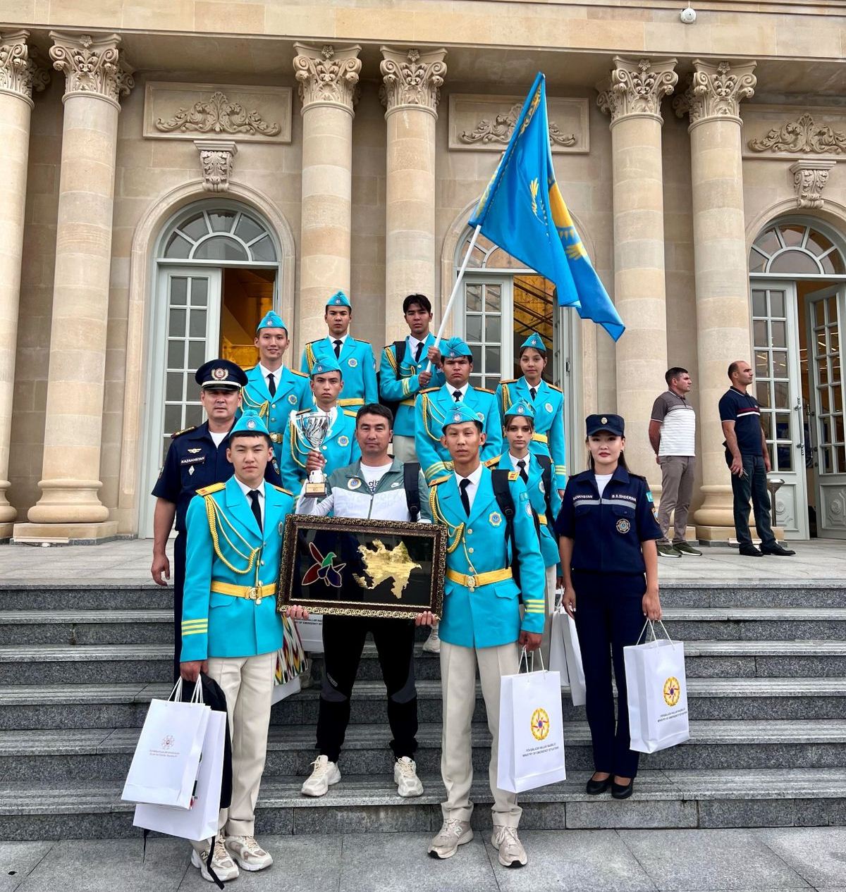 Столичные юные спасатели заняли призовое место на соревнованиях в Азербайджане